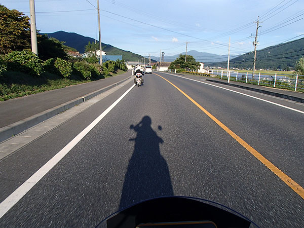 影もどんどん長くなってきた